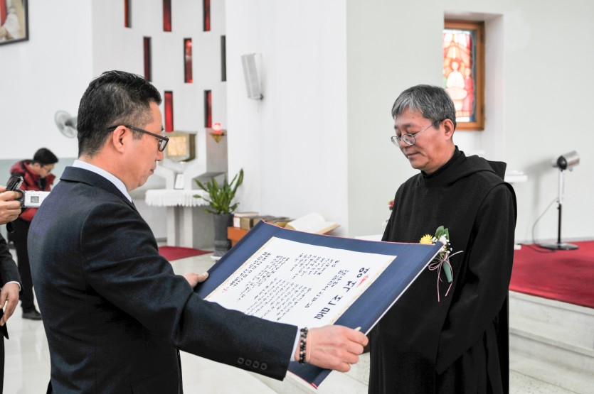 주임신부님 영명축일-12.jpg