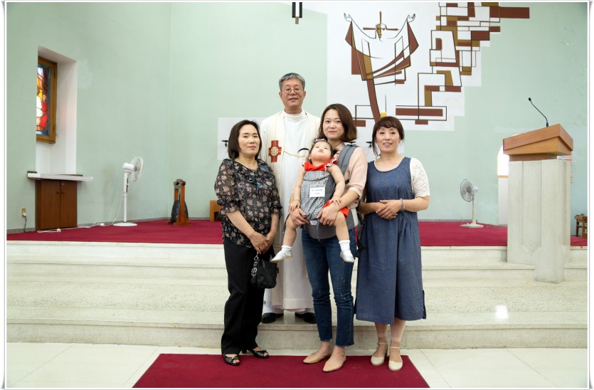 2018년 6월 16일 유아세례-71.jpg