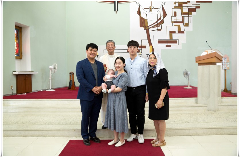 2018년 6월 16일 유아세례-58.jpg